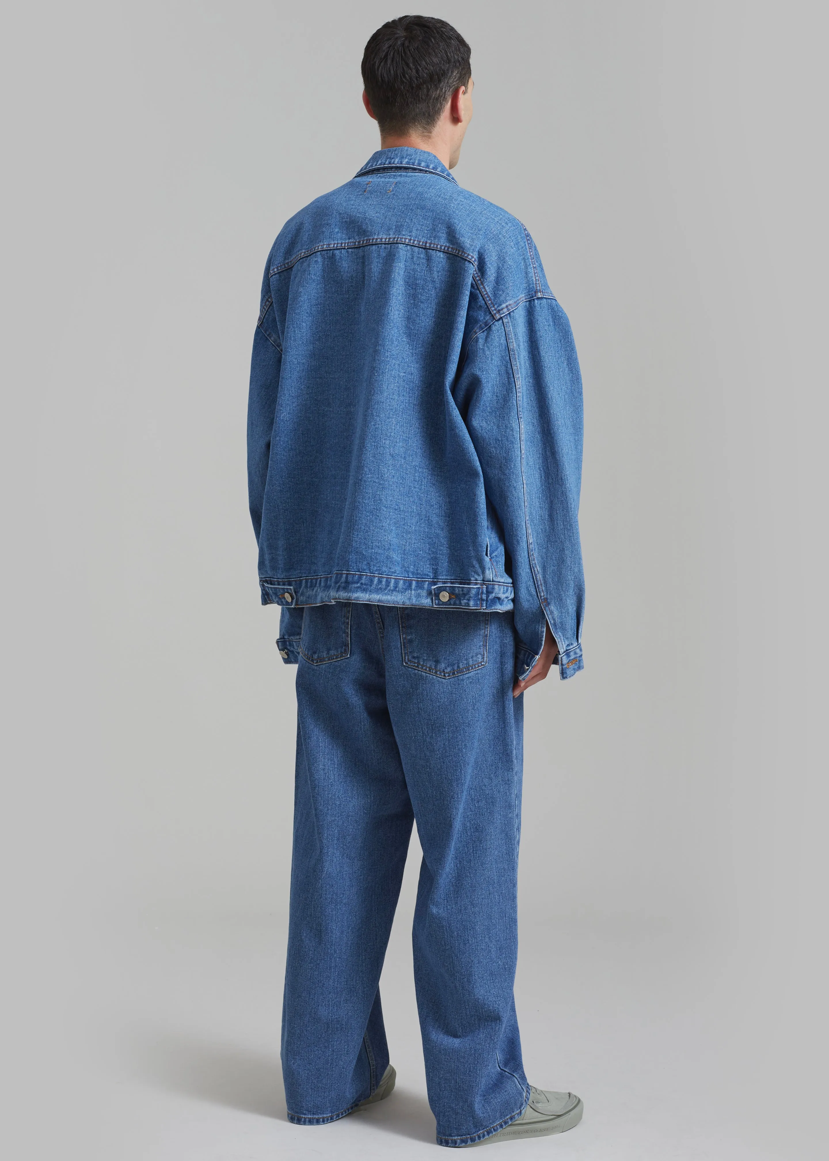 Connor Oversized Denim Jacket - Medium Wash