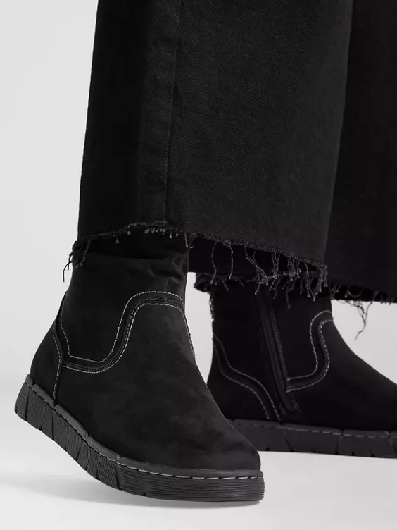 Easy Street Comfort  Black Ruched Ankle Boot