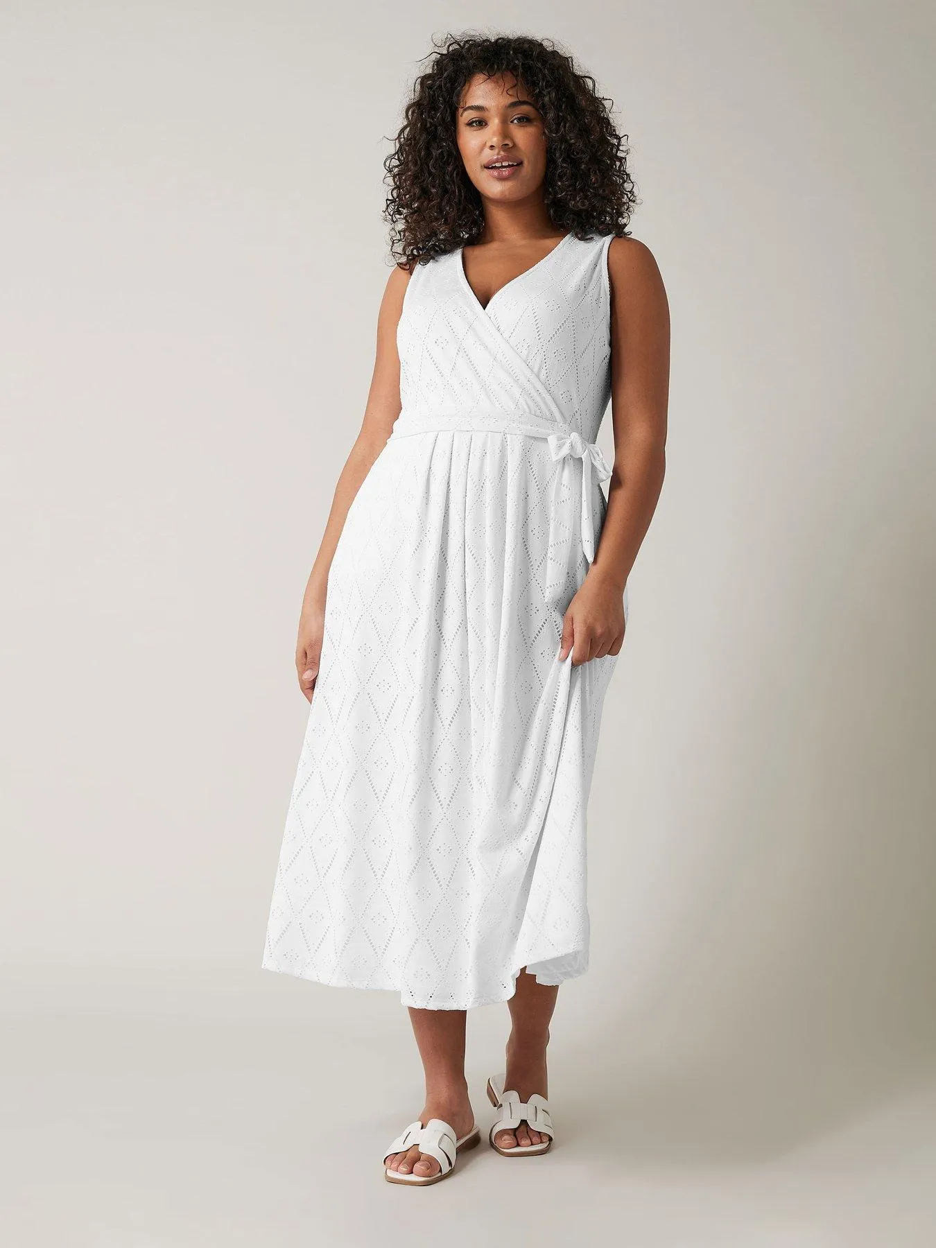 Evans Sleeveless Broiderie Anglaise Wrap Dress - White