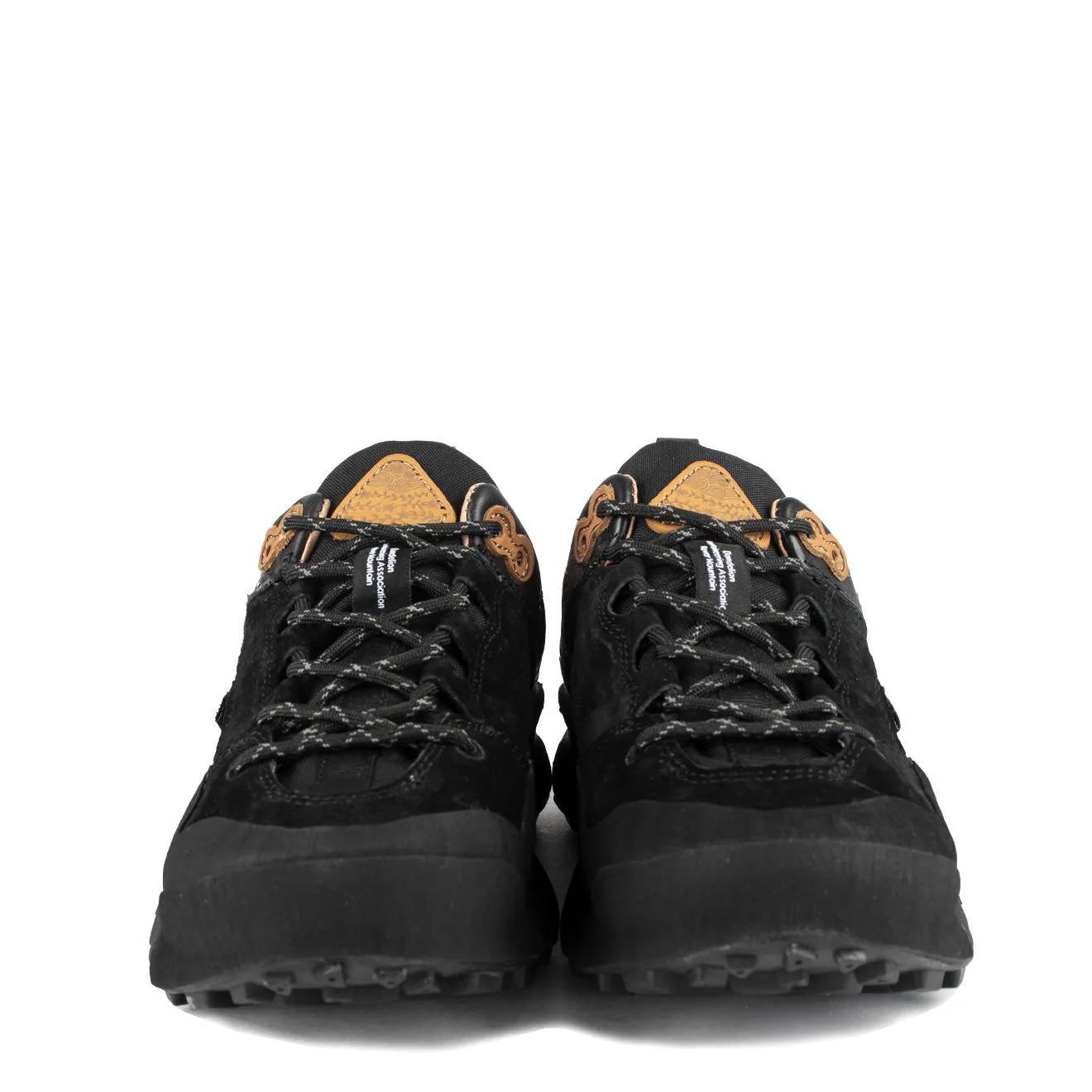 Flower Mountain Back Country Trainers Black