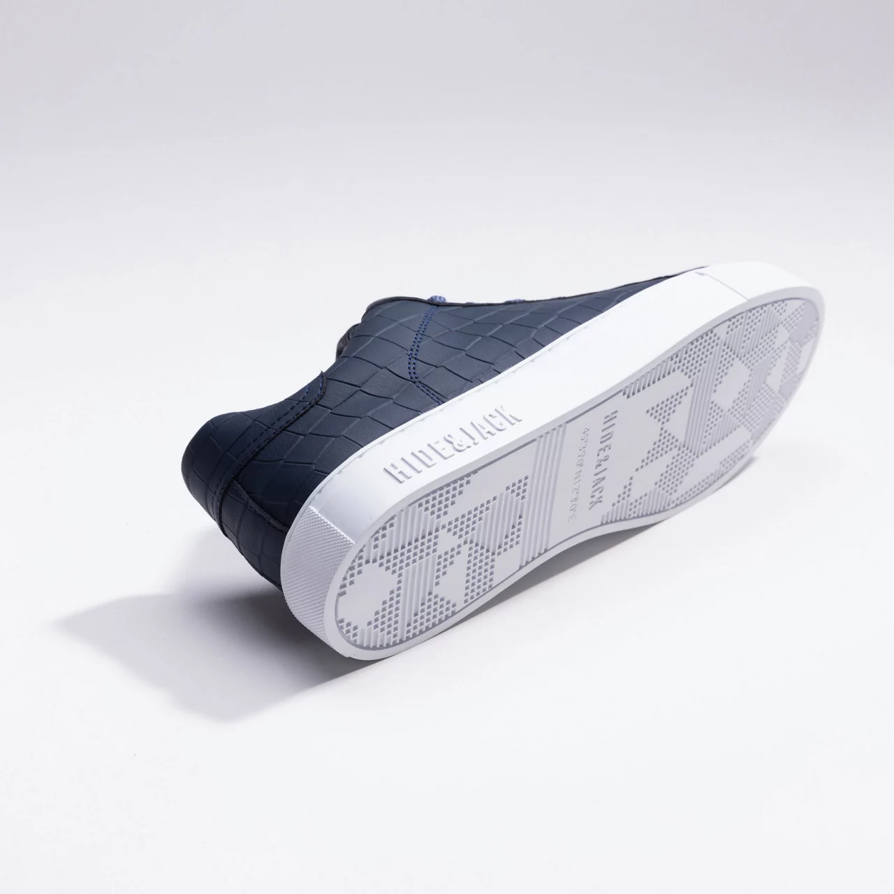 HIDE AND JACK Essence Leather Trainers - Navy