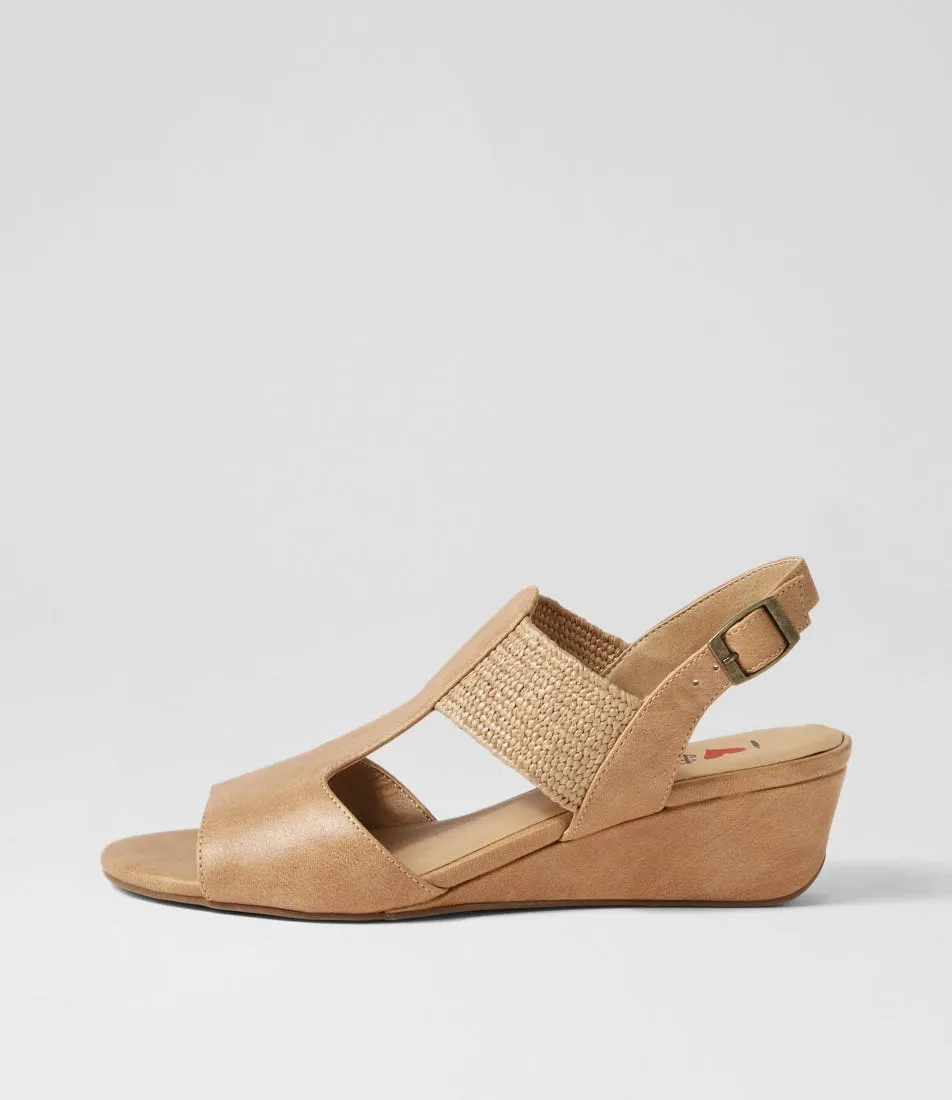 I LOVE BILLY Bamber Sand Sandals