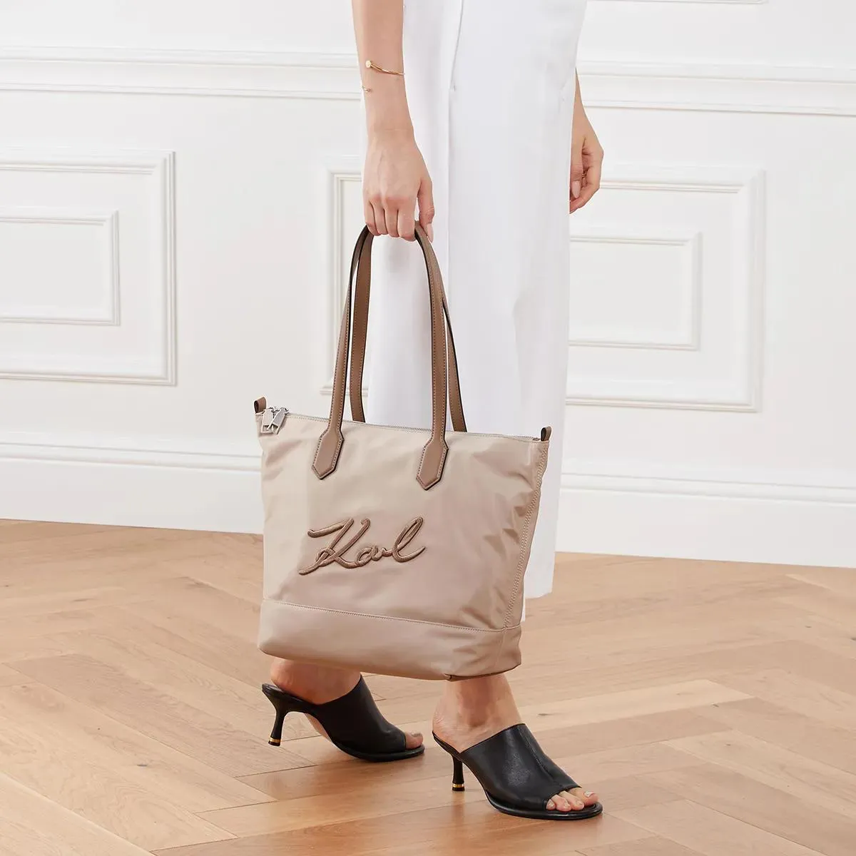 Karl Lagerfeld  K/Signature Nylon Md Tote Sand