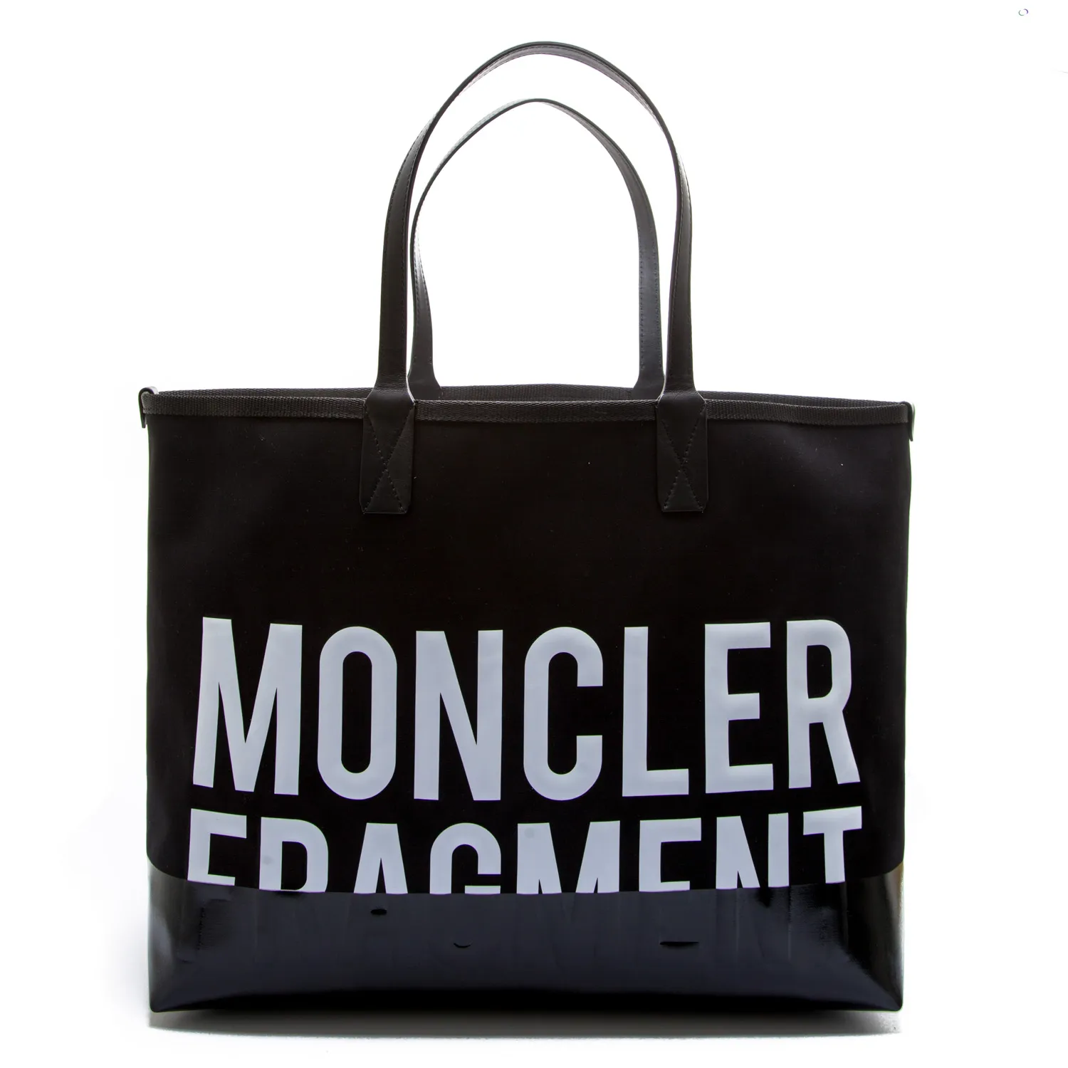 Moncler Shopping | Credomen