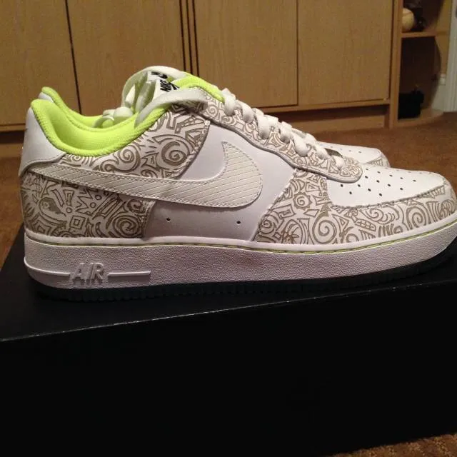 Nike air force one low doernbecher db size 12