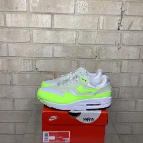 NIKE AIR MAX 1 VOLT SUEDE W SIZE 5M/6.5W DZ2628-100