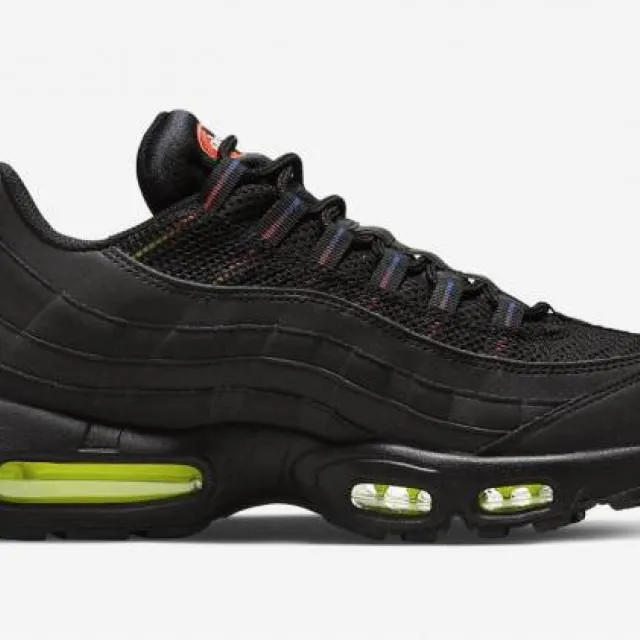 Nike air max 95 black orange volt