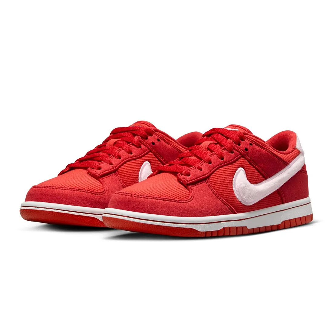 Nike Big Kids Dunk Low Gs (fire red / pink foam -lt crimson-white)