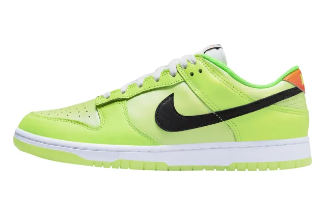 Nike dunk low glow in the dark