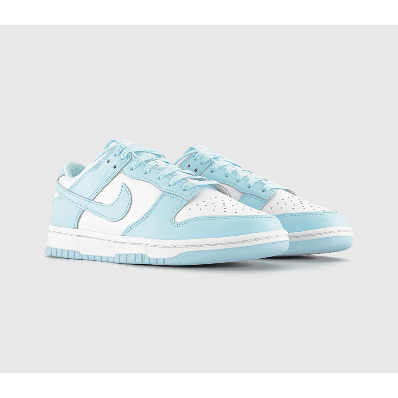 NIKE Dunk Low Trainers - White