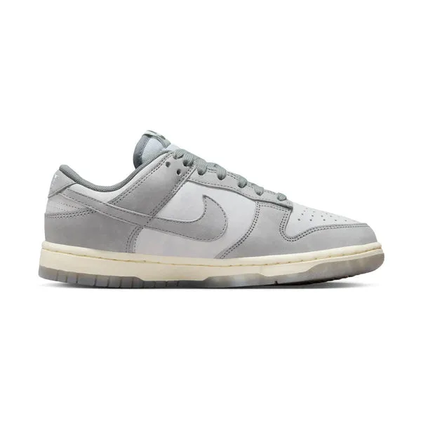 Nike Dunk Low Women's Shoes - Footwear