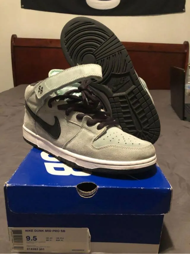 Nike Dunk Mid Pro SB Sea Crystal 9.5