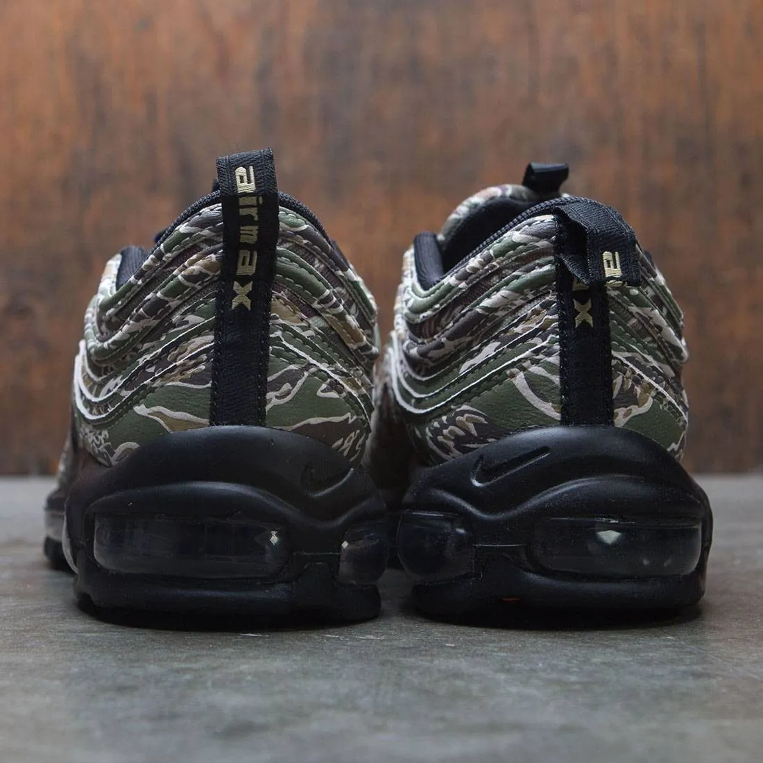 Nike Men Air Max 97 Premium Camo Pack (medium olive / black-desert sand-ridgerock)