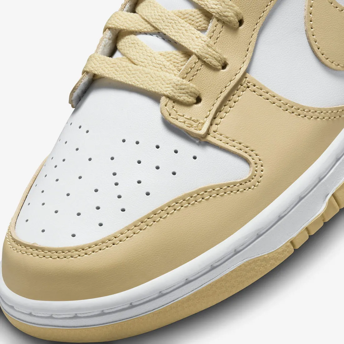 Nike SB Dunk Low Team Gold Wolf Grey White DV0833-100