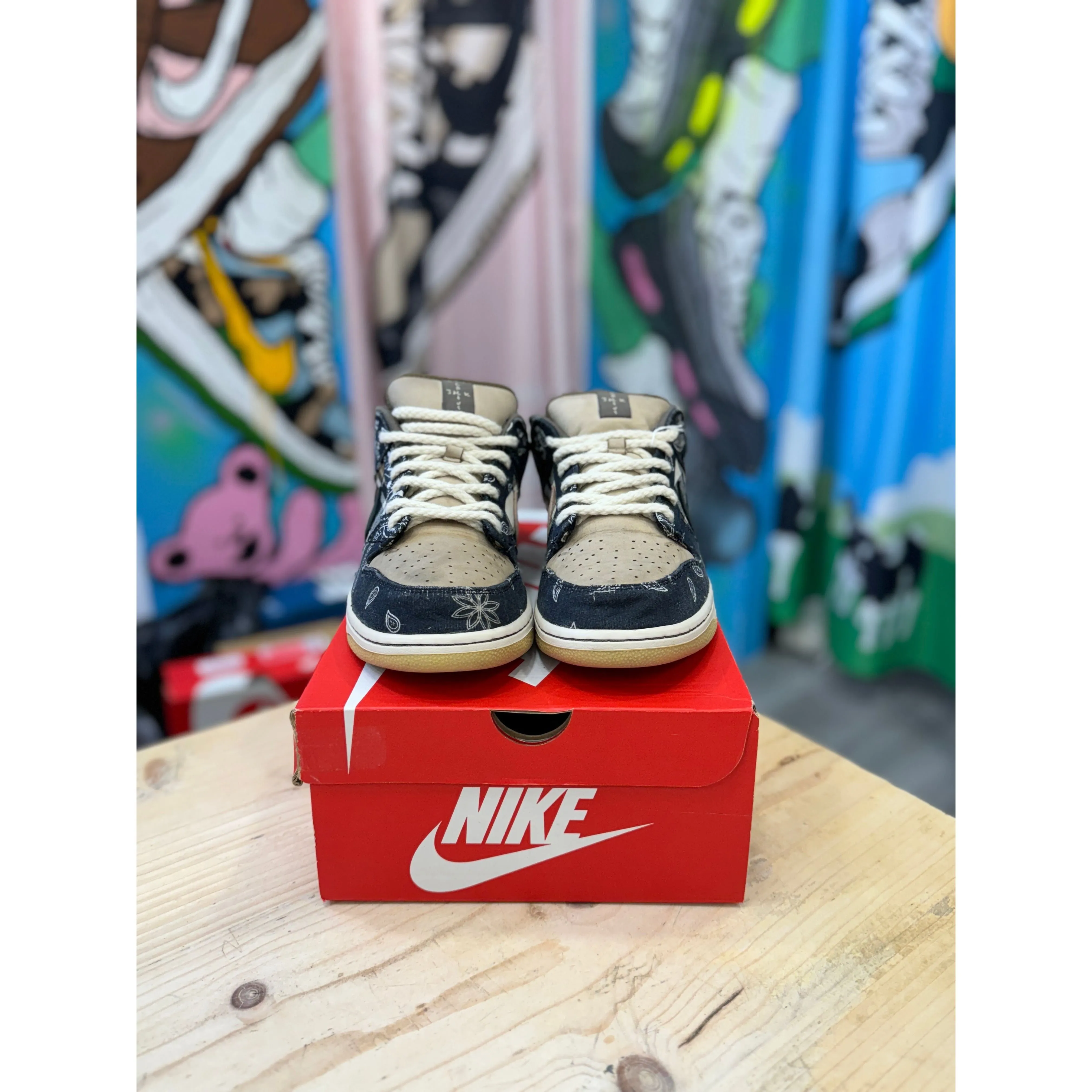 Nike SB Dunk Low Travis Scott UK 10