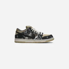 NIKE  SB DUNK LOW TRAVIS SCOTT