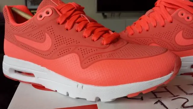 Nike wmns air max 1 ultra moire hot lava 3m women 704995-800