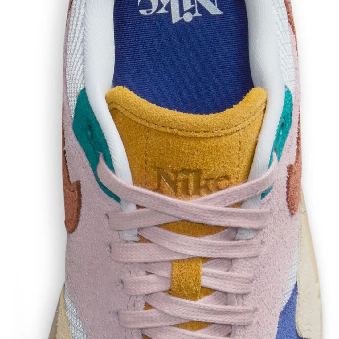 Nike Women W Nike Air Max 1 '87 Prm (grain / rugged orange-plum fog-violet dust)