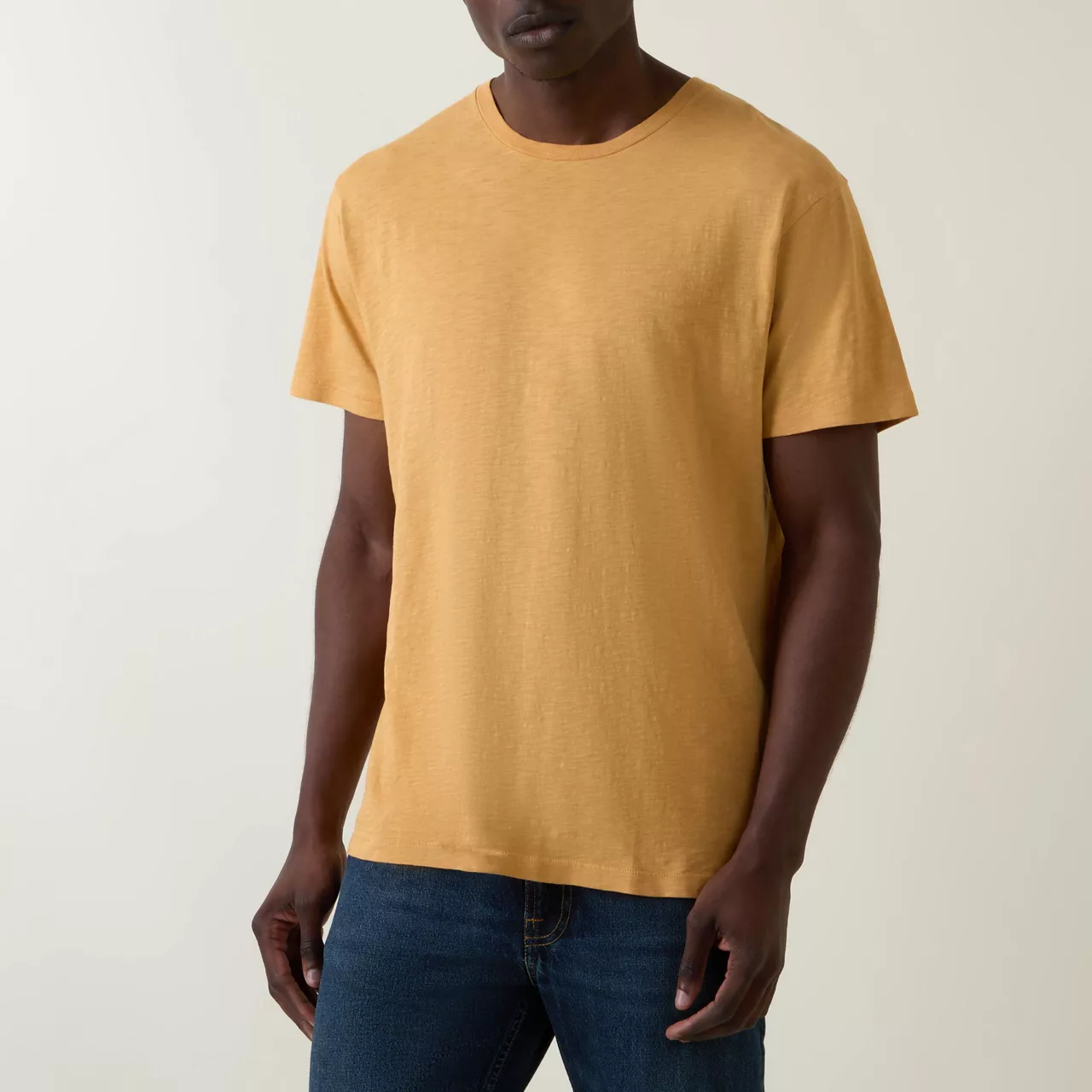 NUDIE JEANS The Sustainable Edit Roffe Slub T-Shirt - R14 Ochre