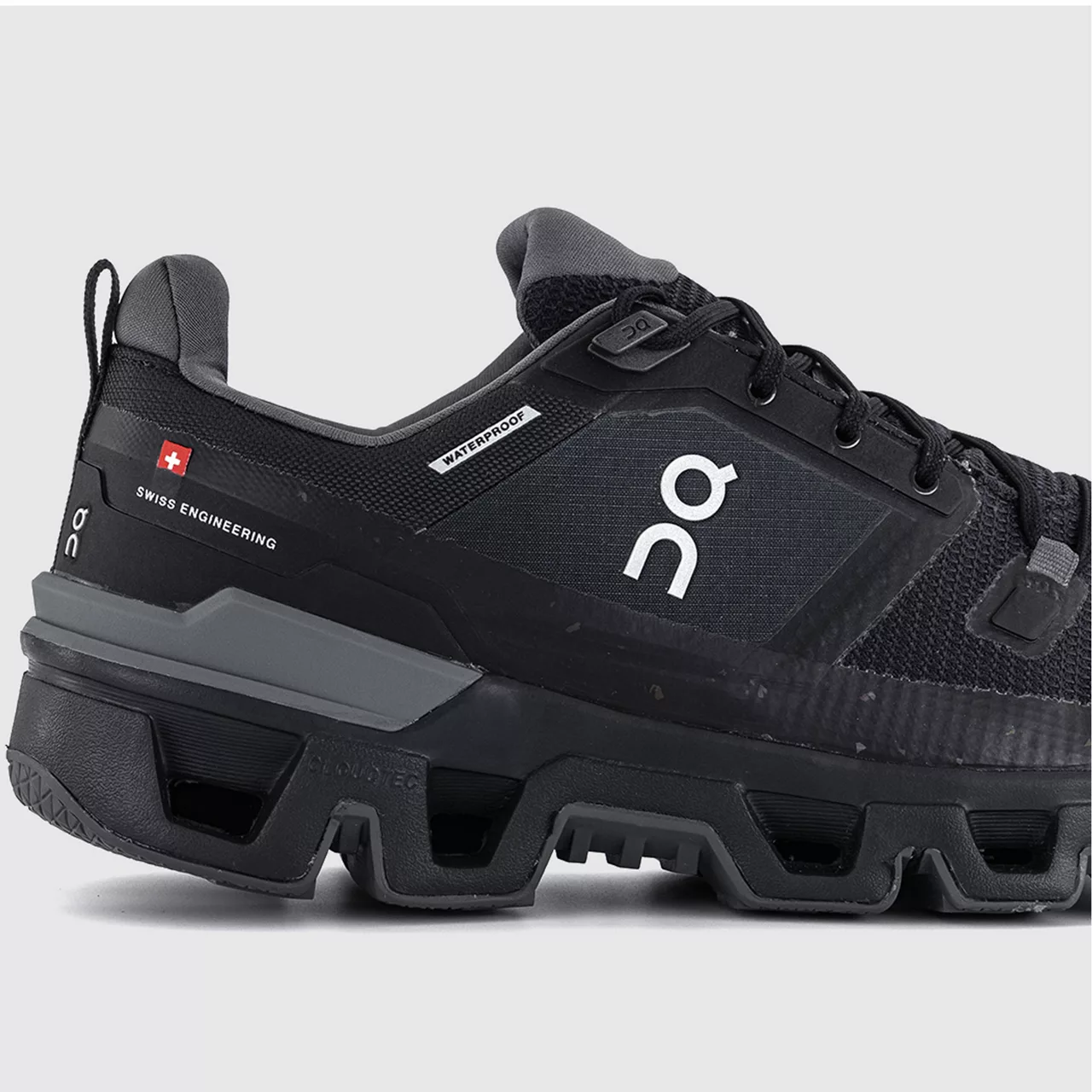 ON Cloudwander Waterproof Performance Trainers - Black