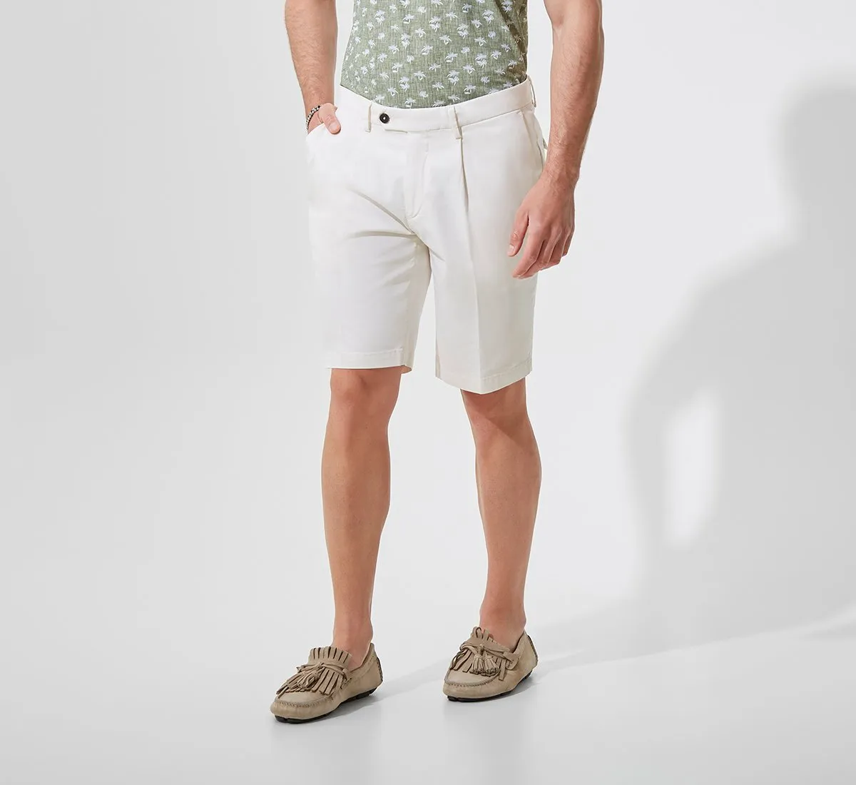 Structured Bermuda shorts