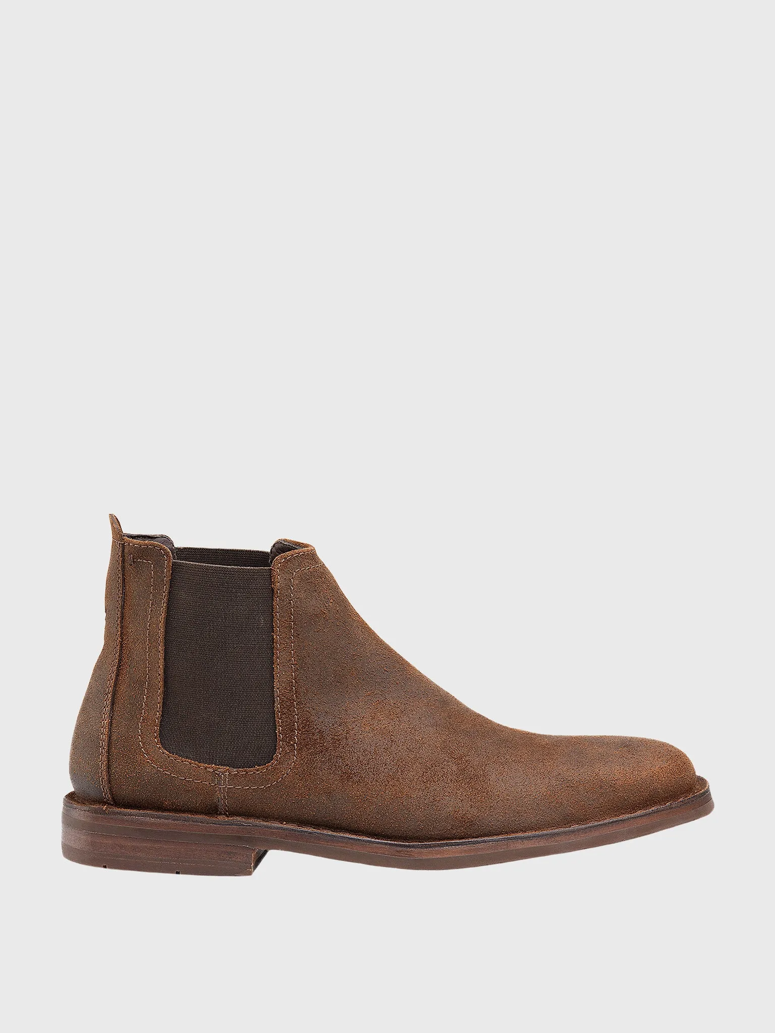     TRASK  Men's Britton Chelsea Boot    