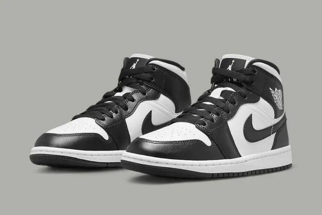 Women's nike air jordan 1 mid panda black white